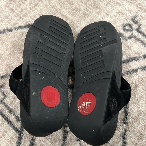 Fitflop Floretta black with two toned coral red flower size 9 - Picture 7 of 8